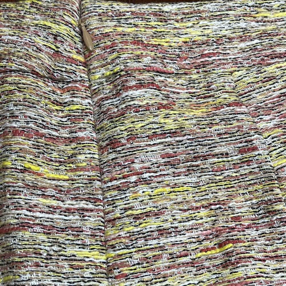Loft/women’s tweed skirt, size 0, 18” long - Picture 5 of 8